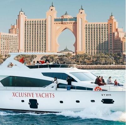 Luxury Yacht Tour